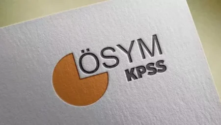 2025-KPSS A Grubu Sınavı Genel Yetenek-Genel Kültür oturumunun temel soru kitapçığı ve cevap anahtarı yayımlandı.